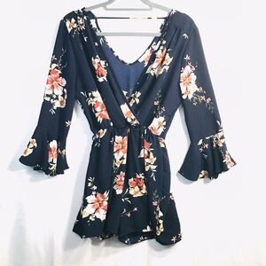 LA Gypsy Romper Women's Size Small S Boho Floral Shorts Sleeves Flounce‎ Sleeves